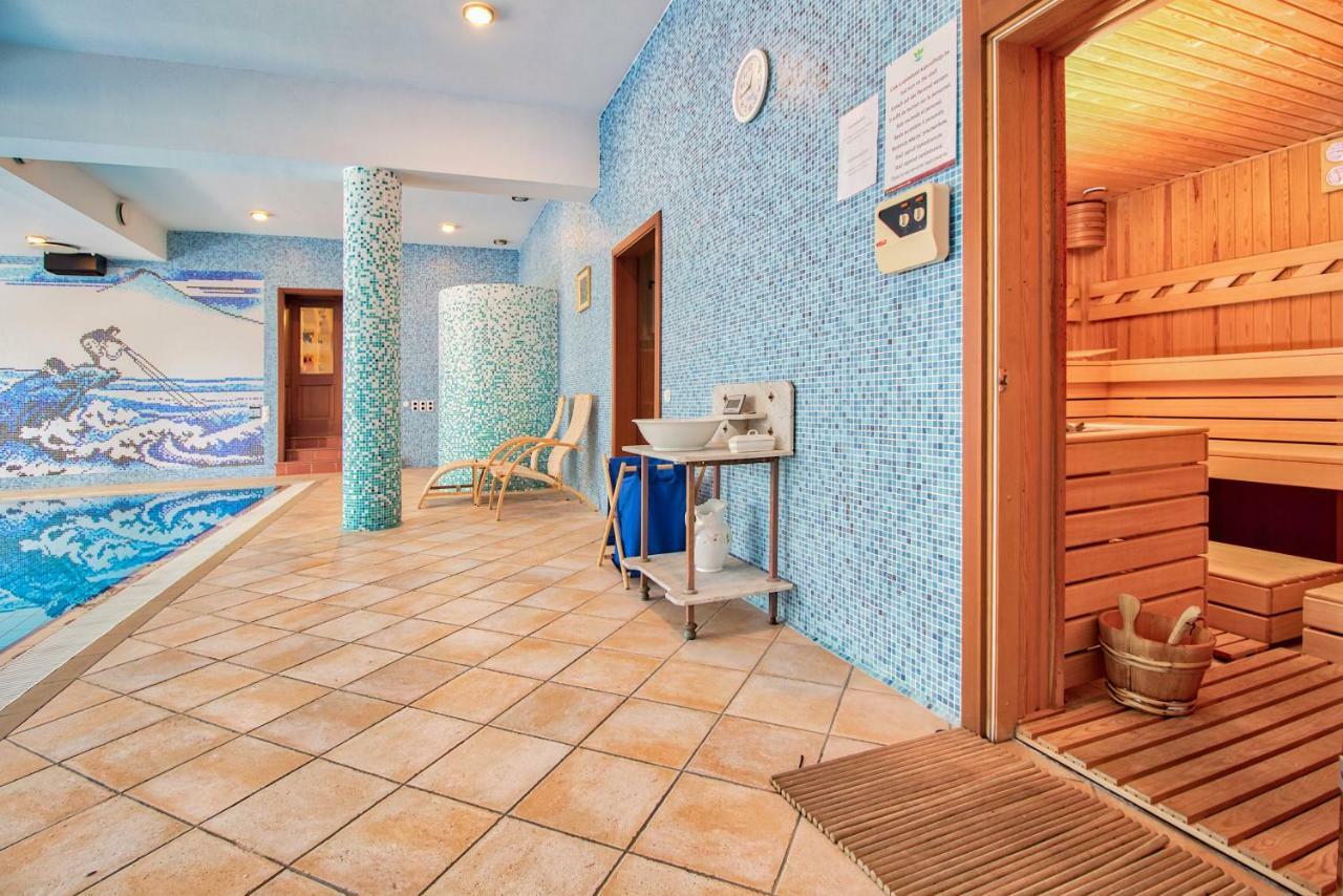 Palazzo Wellness Villa Eger Extérieur photo