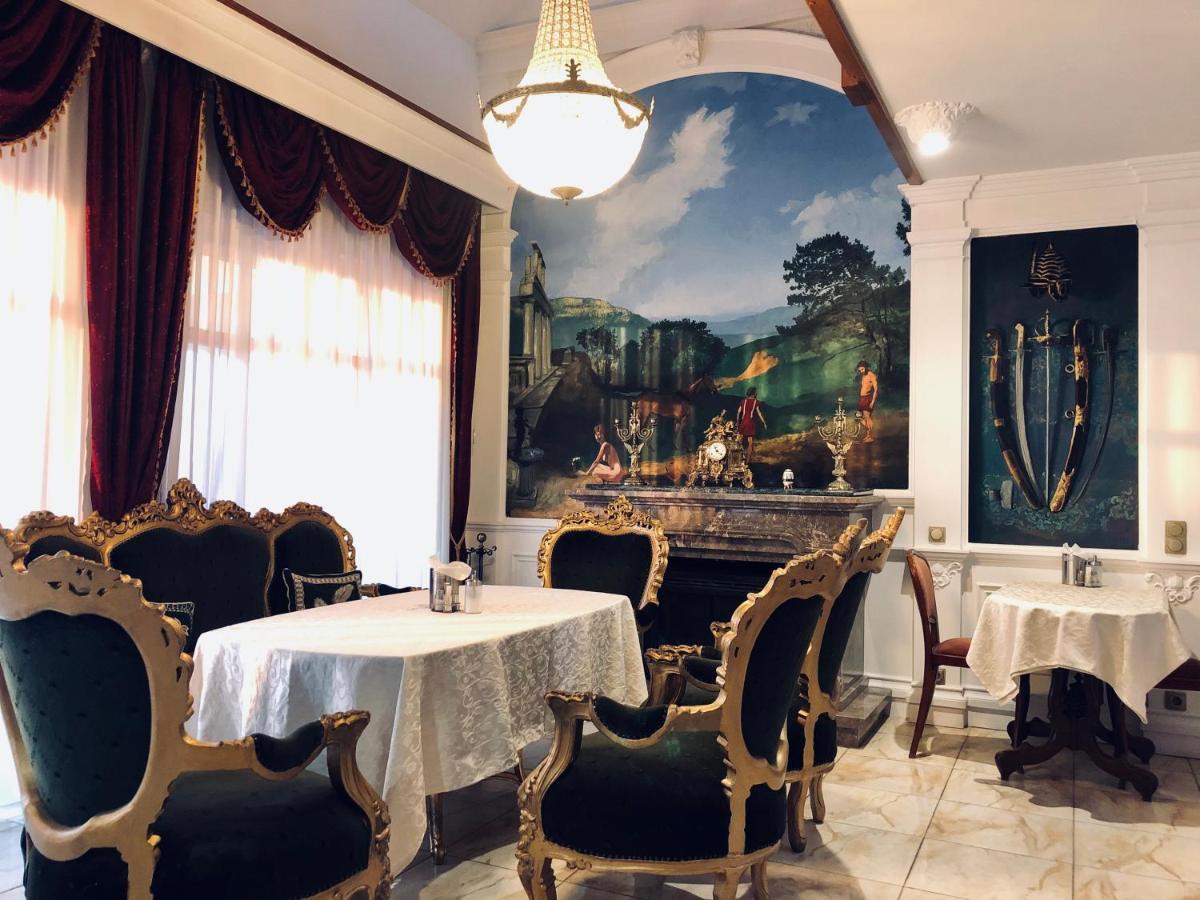 Palazzo Wellness Villa Eger Extérieur photo